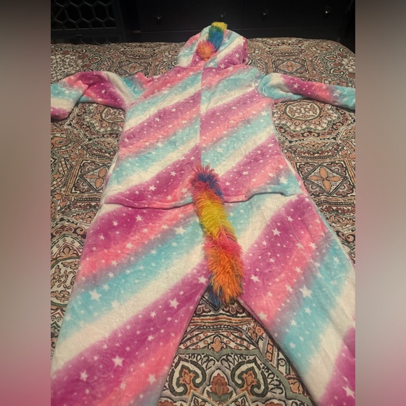 Unicorn Adult Onsie Halloween Costume - Picture 4 of 5